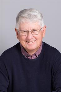 Profile image for Councillor Garry Peltzer Dunn